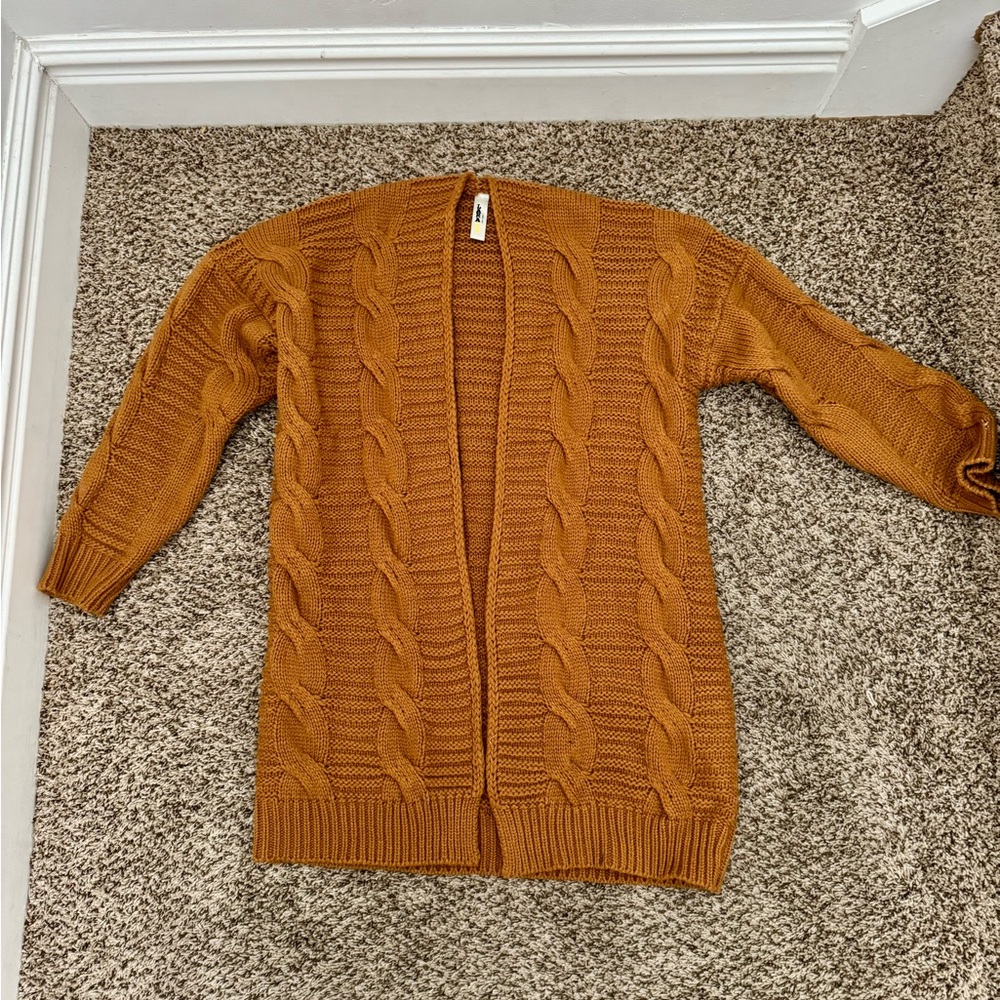 Lara Fashion Chunky Knit Cardigan in Warm Amber